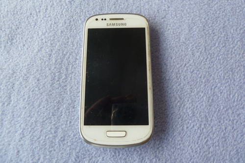 Samsung galaxy mini - s3,